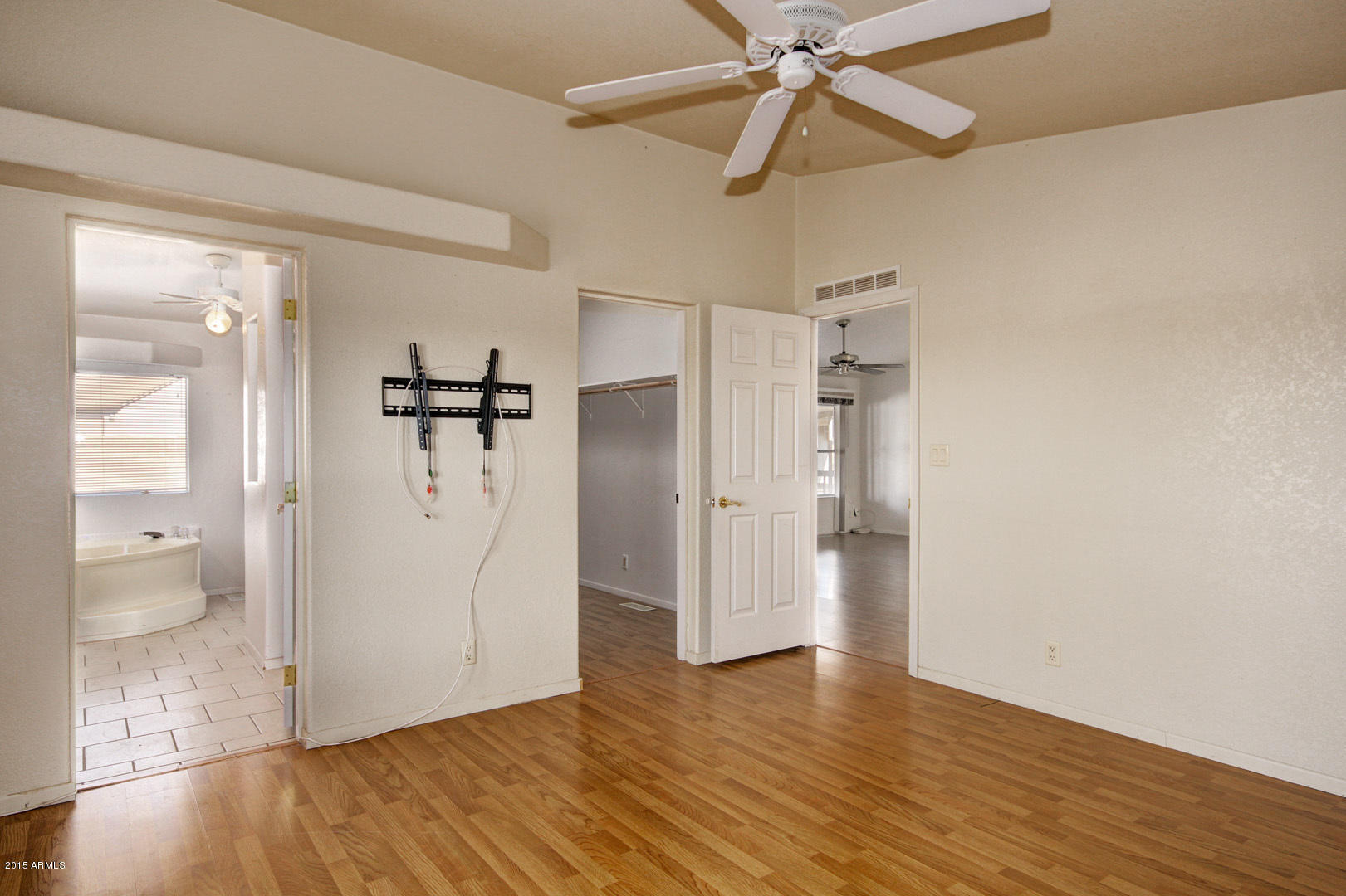 10408 West Hatfield Road Peoria, AZ 85383 - Photo 14 of 28 Master Bedroom