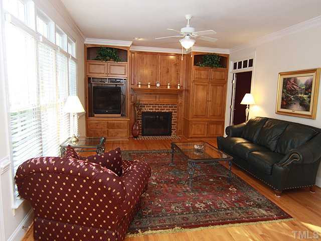 5400 Fire Pink Way Raleigh, NC 27613 - Photo 8 of 23 NIce, Open Family Room w/ Easy Access to Kitchen and Back Yard Areas. Den/Family/Great Room