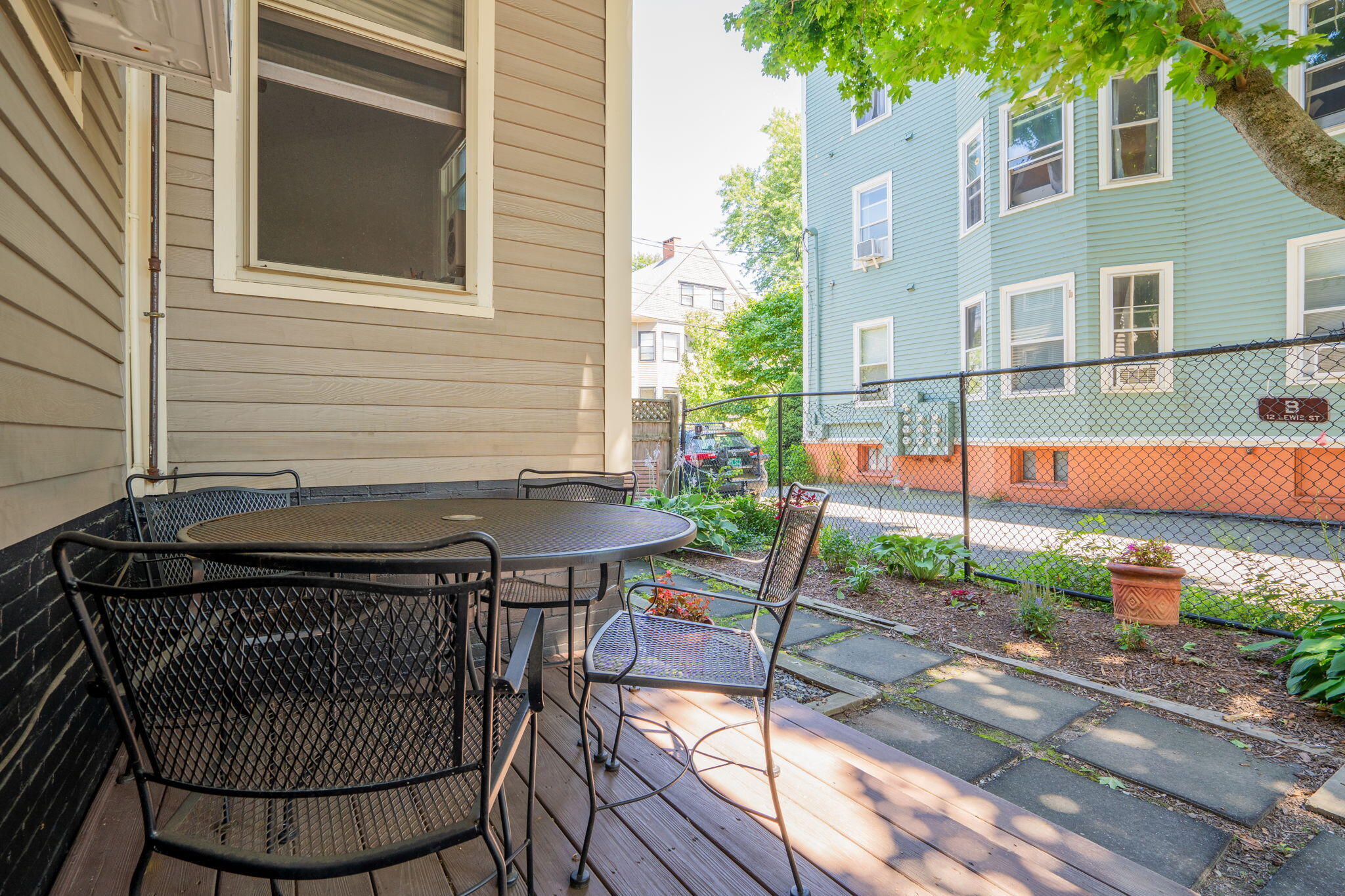 18 Lewis Street, Unit 4 Portland, ME 04102 - Photo 26 of 33 23-web-or-mls-DSC02479