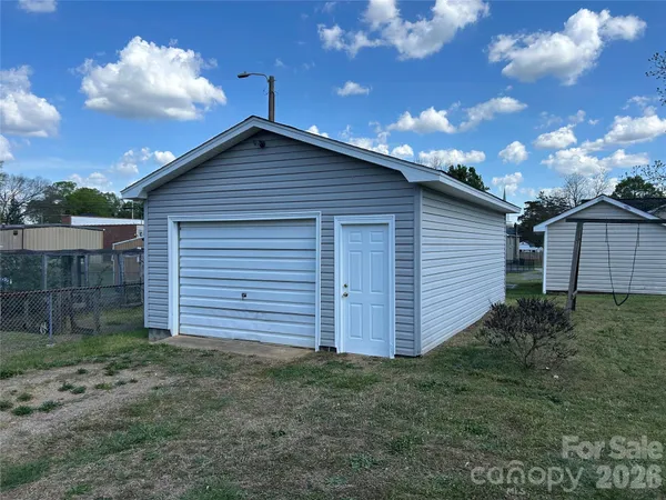 $249,999 | 604 Dodge Street, Kannapolis, NC 28083