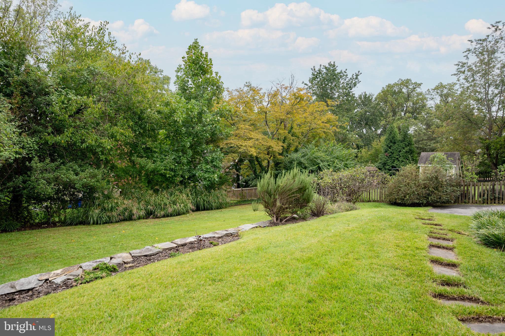 9605 Sutherland Road Silver Spring, MD 20901 - Photo 28 of 35