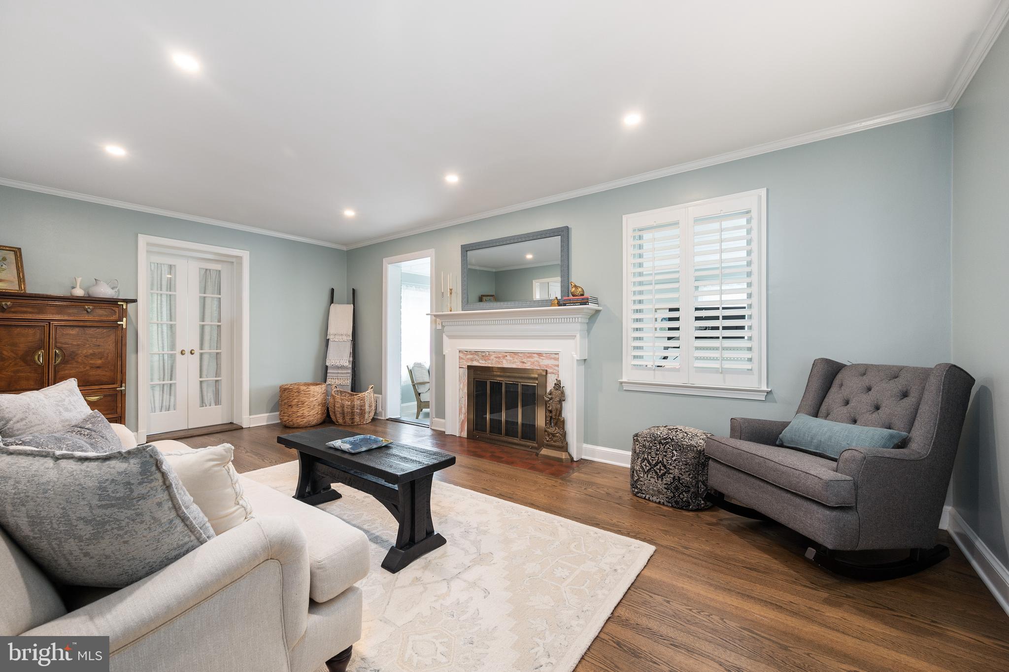9605 Sutherland Road Silver Spring, MD 20901 - Photo 8 of 35