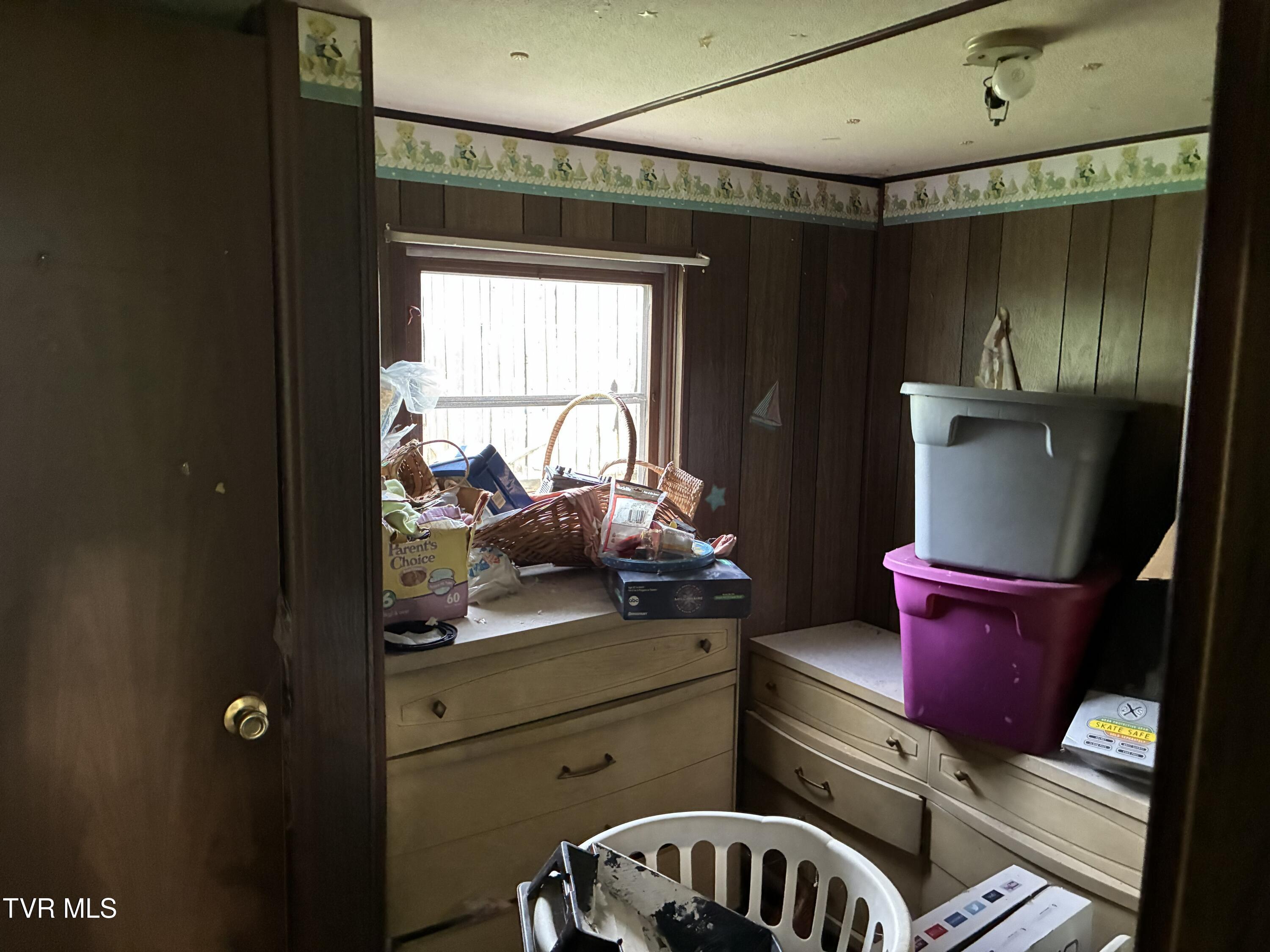 940 Middle Creek Road Afton, TN 37616 - Photo 73 of 80 Mobile home 1