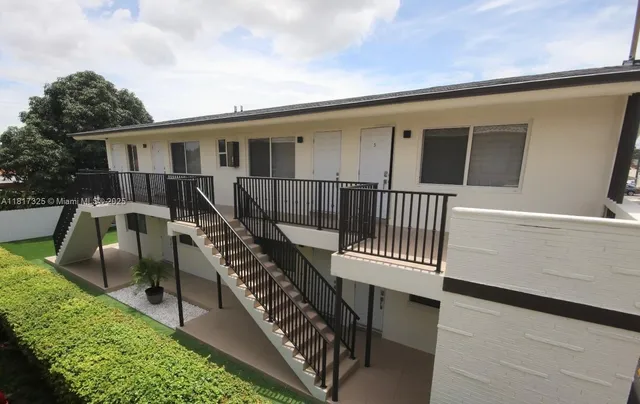 $3,000,000 | 251 Northwest 57th Avenue, Miami, FL 33126