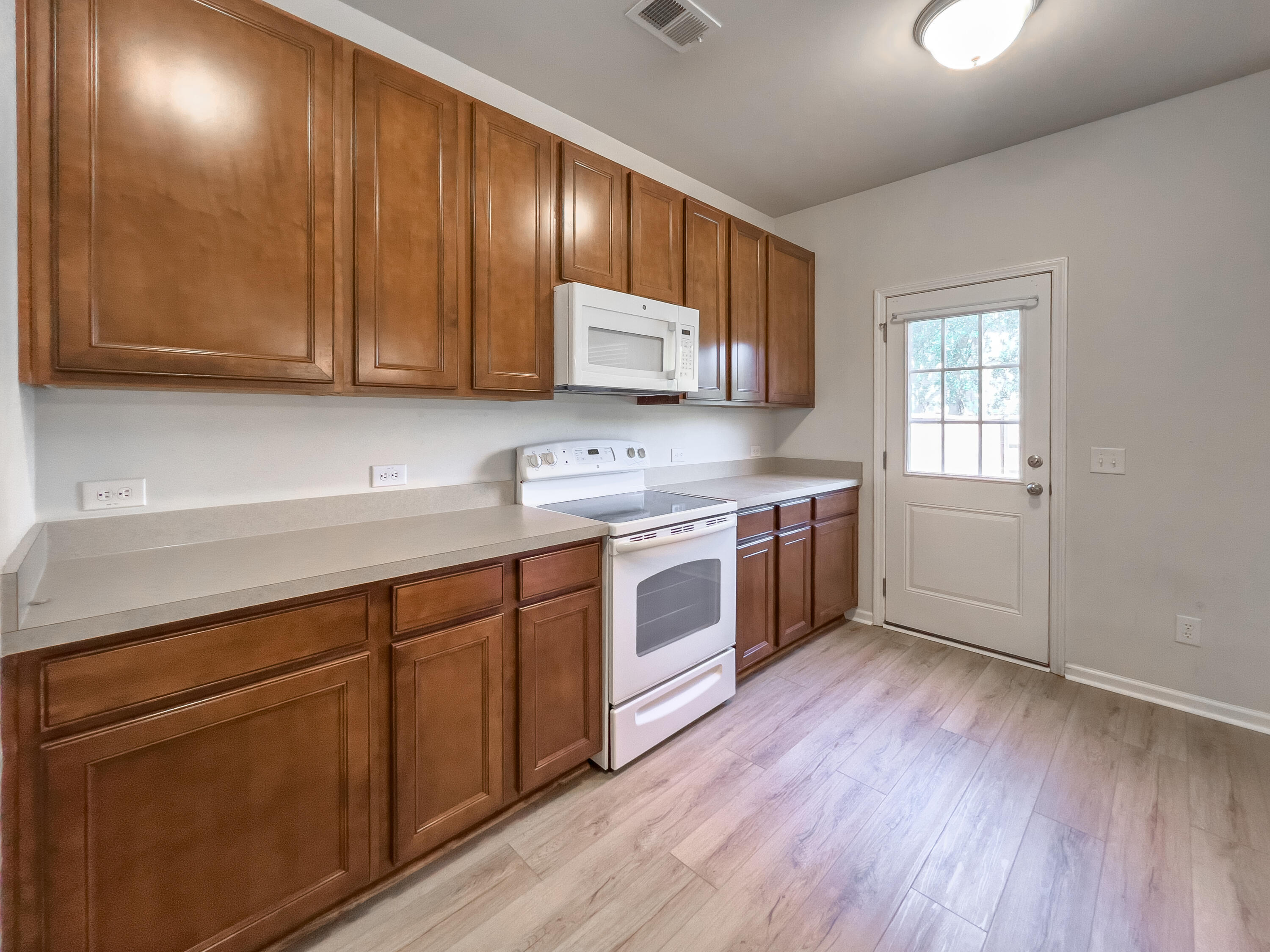 3710 Raddison Lane Ladson, SC 29456 - Photo 7 of 23 IMG_2777