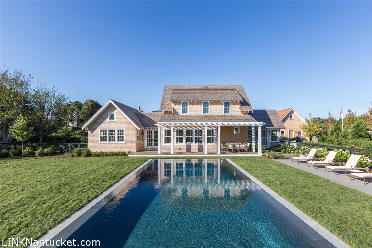 106 A Surfside Road, Unit EAST Nantucket, MA 02554 - Photo 6 of 32