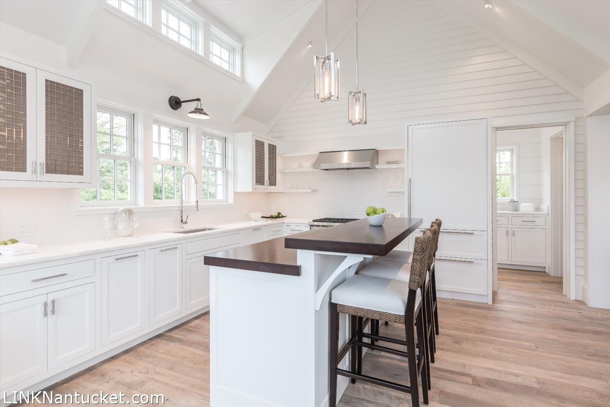 106 A Surfside Road, Unit EAST Nantucket, MA 02554 - Photo 7 of 32