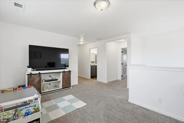 $639,900 | 1074 East Allenby Court, Post Falls, ID 83854