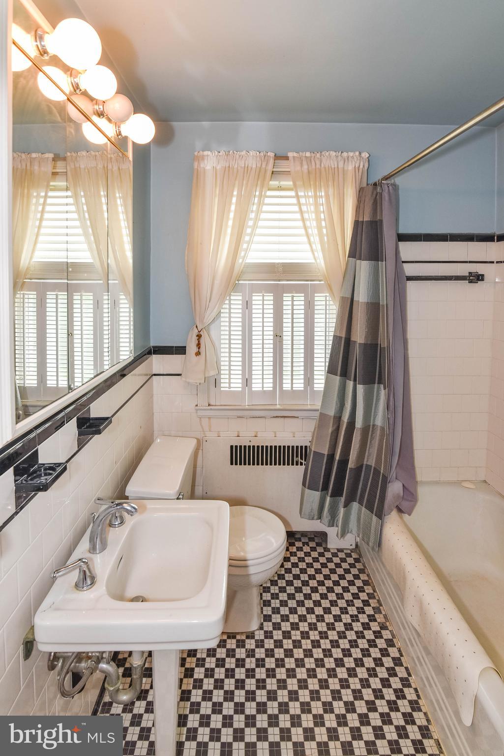 4639 Harcourt Road Baltimore, MD 21214 - Photo 36 of 51