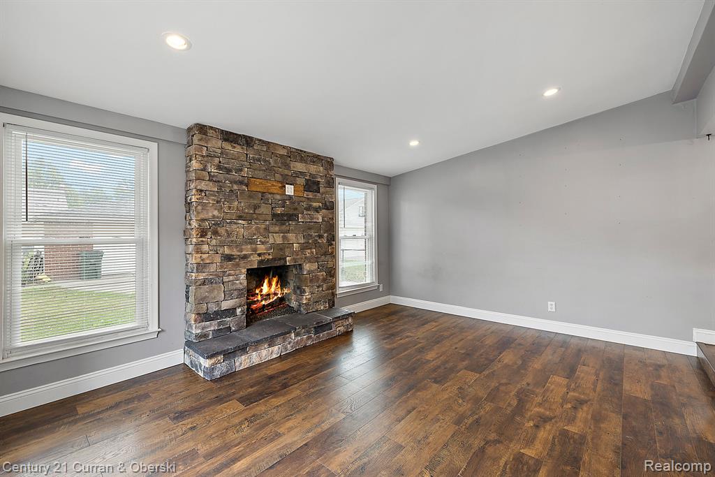 1996 Littlestone Road Grosse Pointe Woods, MI 48236 - Photo 8 of 30