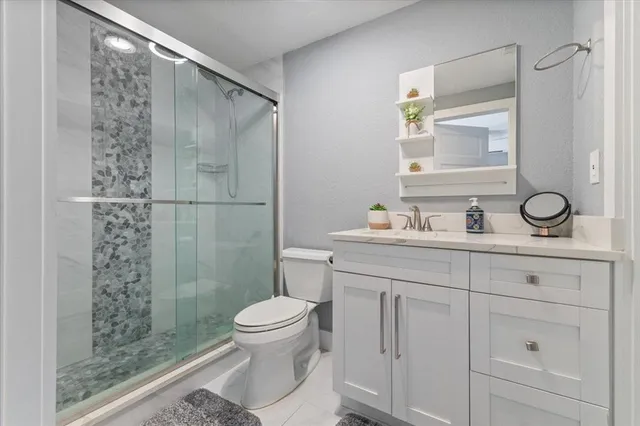 $6,500 | 10082 Harbourtown Court, Boca Raton, FL 33498