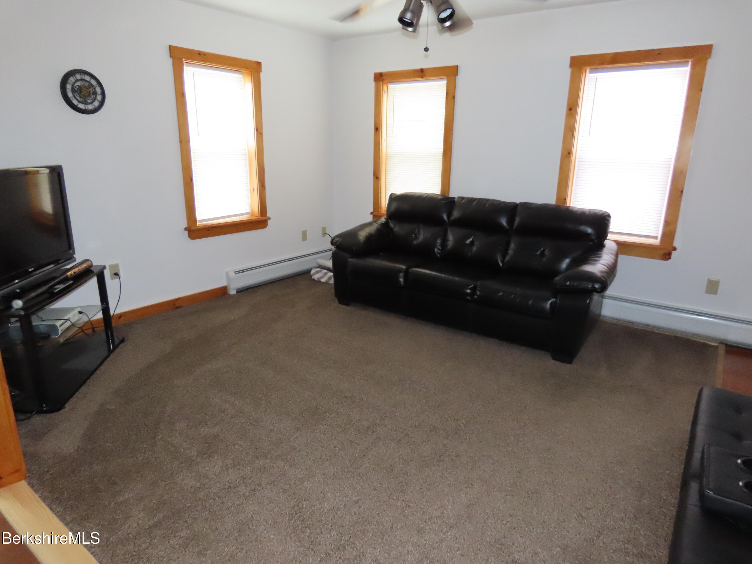 460 Union Street North Adams, MA 01247 - Photo 4 of 25 Living room