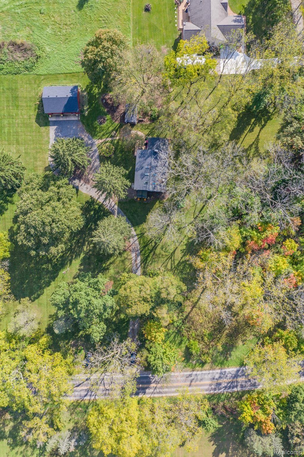 8480 Hyne Road Brighton, MI 48114 - Photo 47 of 50 A view similar to that from a small plane coming in for landing