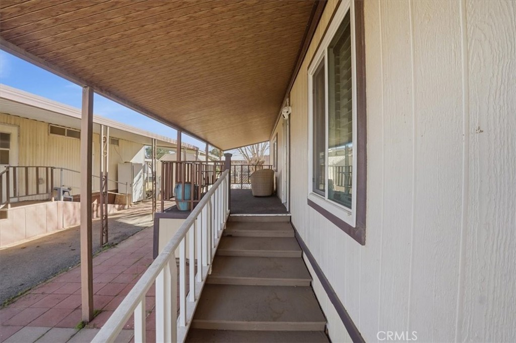 23456 Ottawa Road, Unit 92 Apple Valley, CA 92308 - Photo 32 of 38 Covered Patio