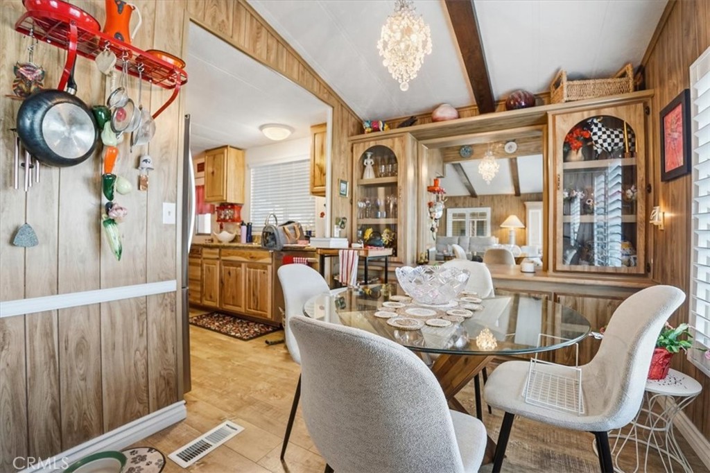 23456 Ottawa Road, Unit 92 Apple Valley, CA 92308 - Photo 8 of 38 Dining room with built in hutch