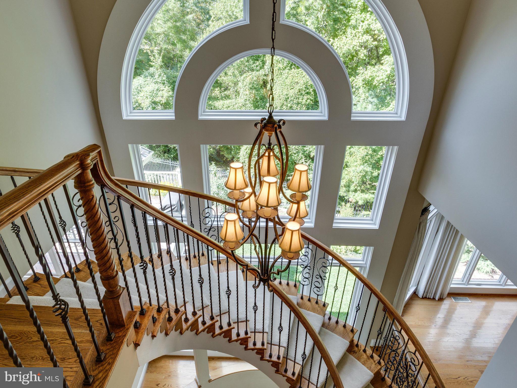 902 Georgetown Ridge Court McLean, VA 22102 - Photo 14 of 30 Staircase