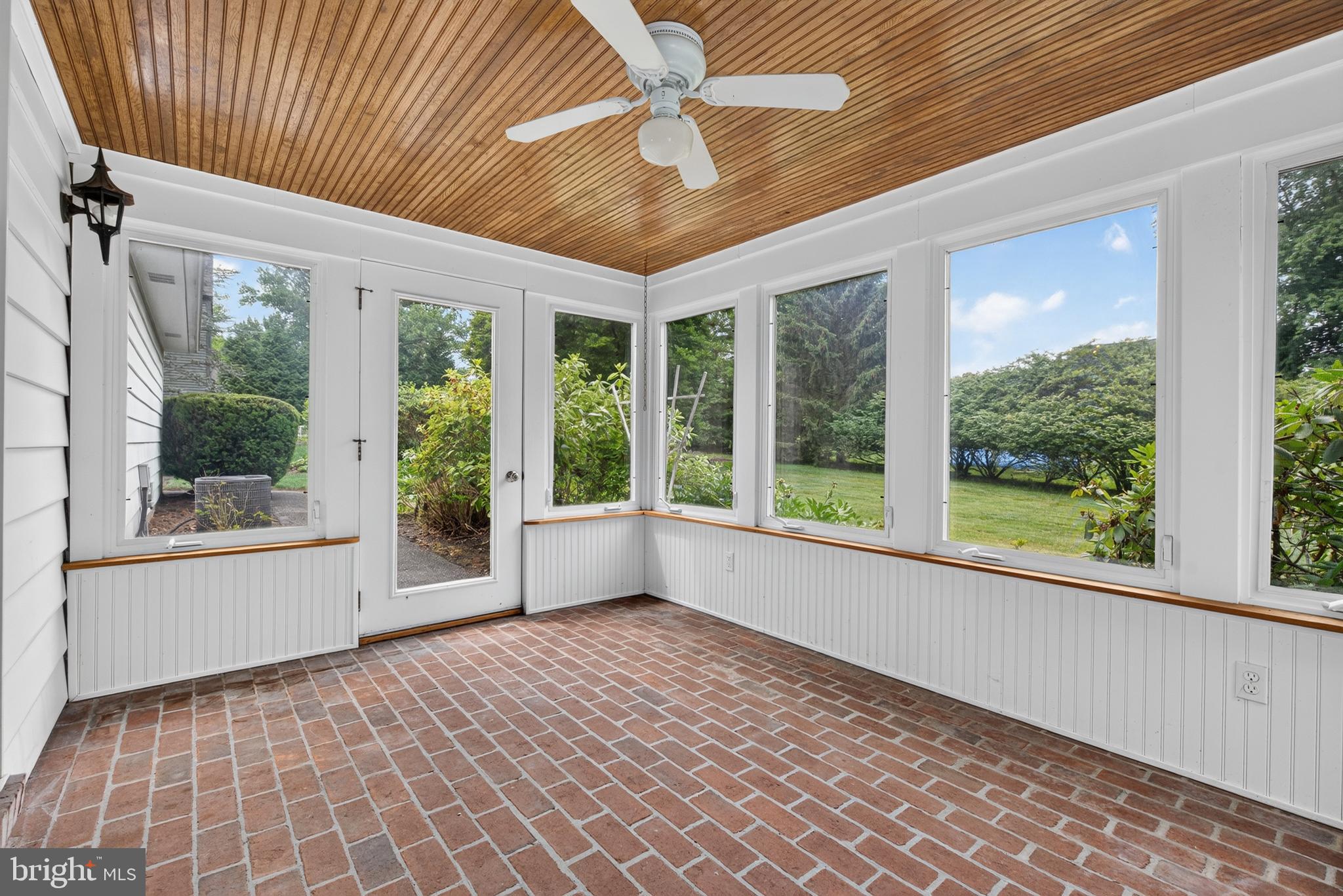 1108 Mill Mar Road Lancaster, PA 17601 - Photo 4 of 38