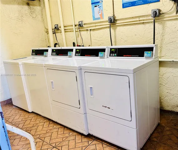 $139,999 | 3700 Northwest 21st Street, Unit 109, Lauderdale Lakes, FL 33311