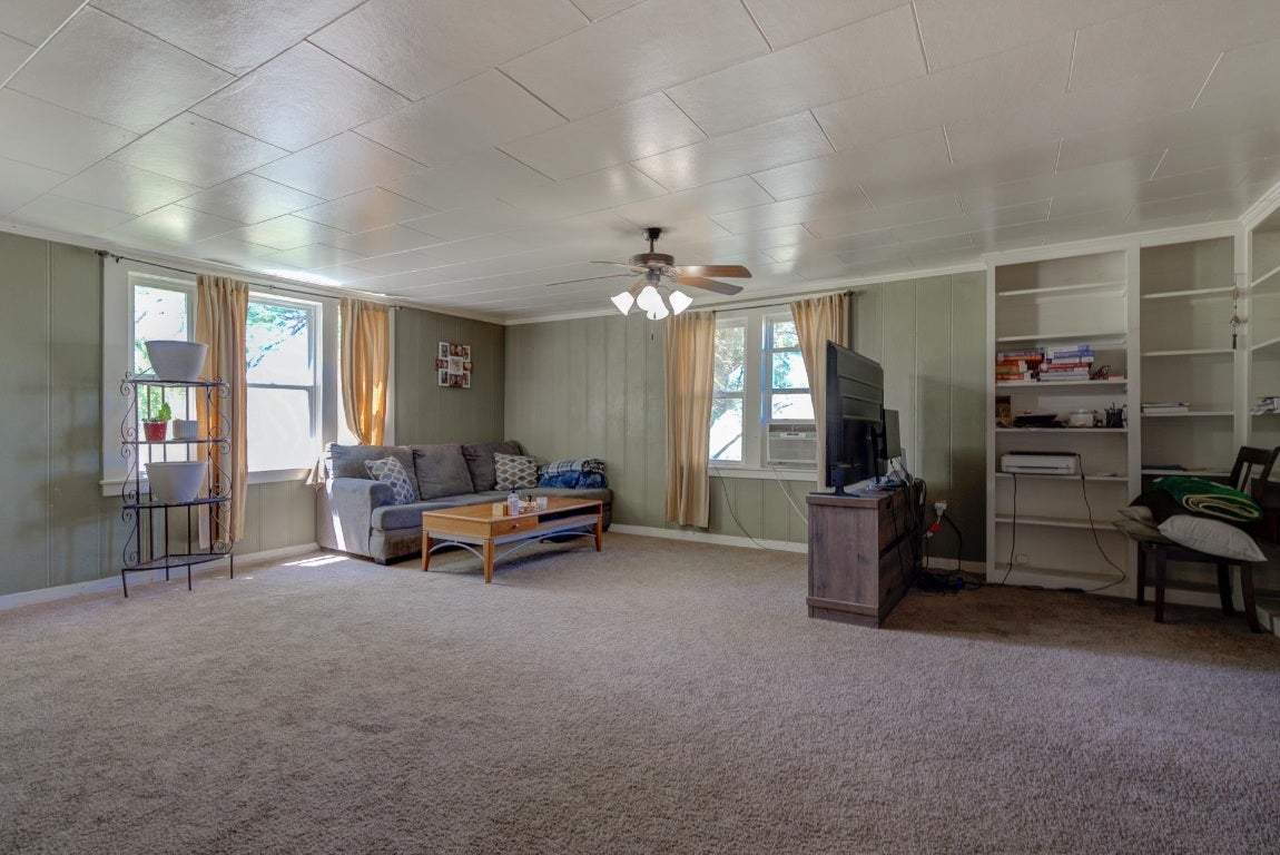 3315 Montague Road Montague, CA 96064 - Photo 9 of 32 Gallery Image 9