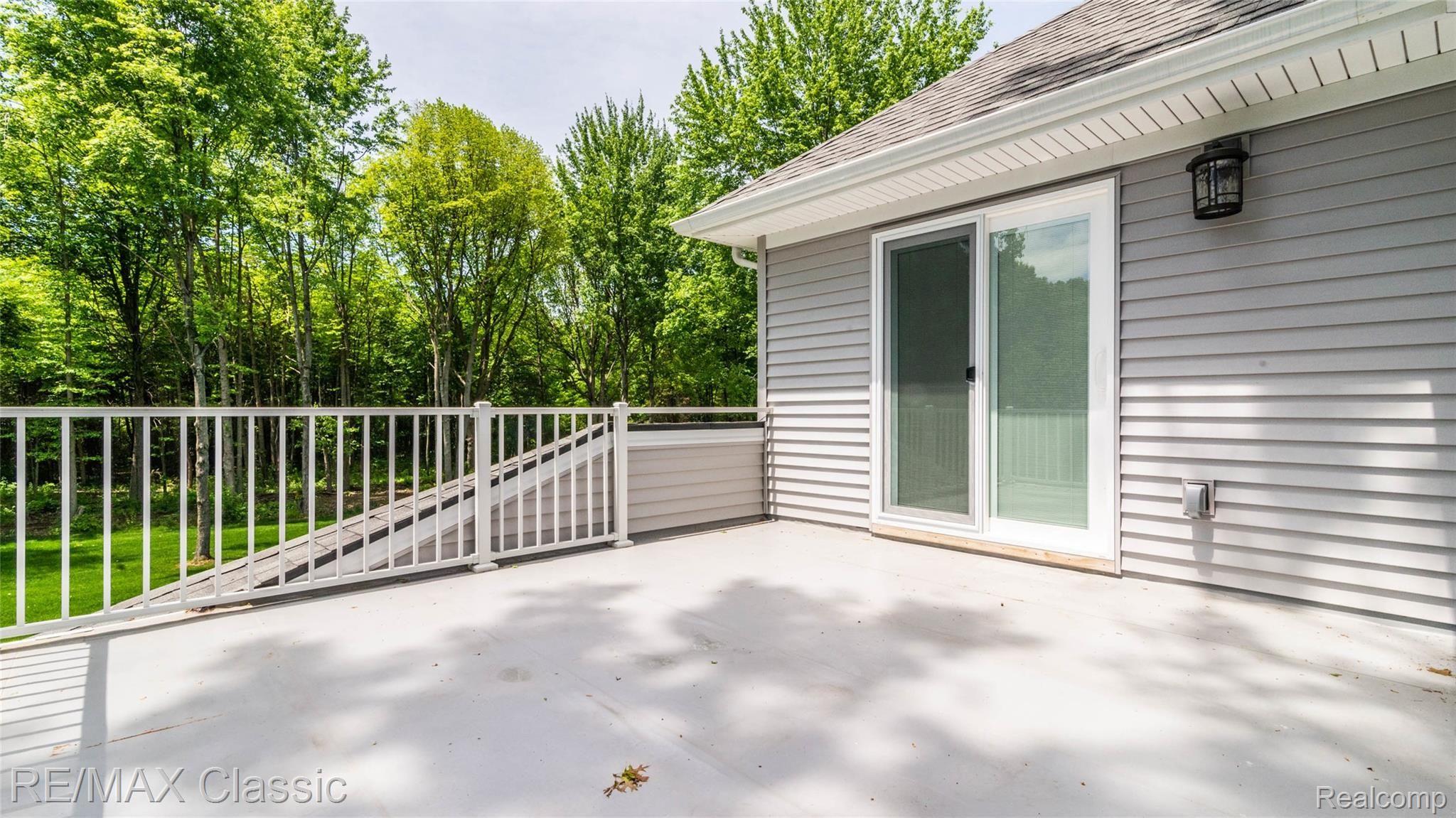 24084 Karr Road Belleville, MI 48111 - Photo 88 of 94 088_69.jpg