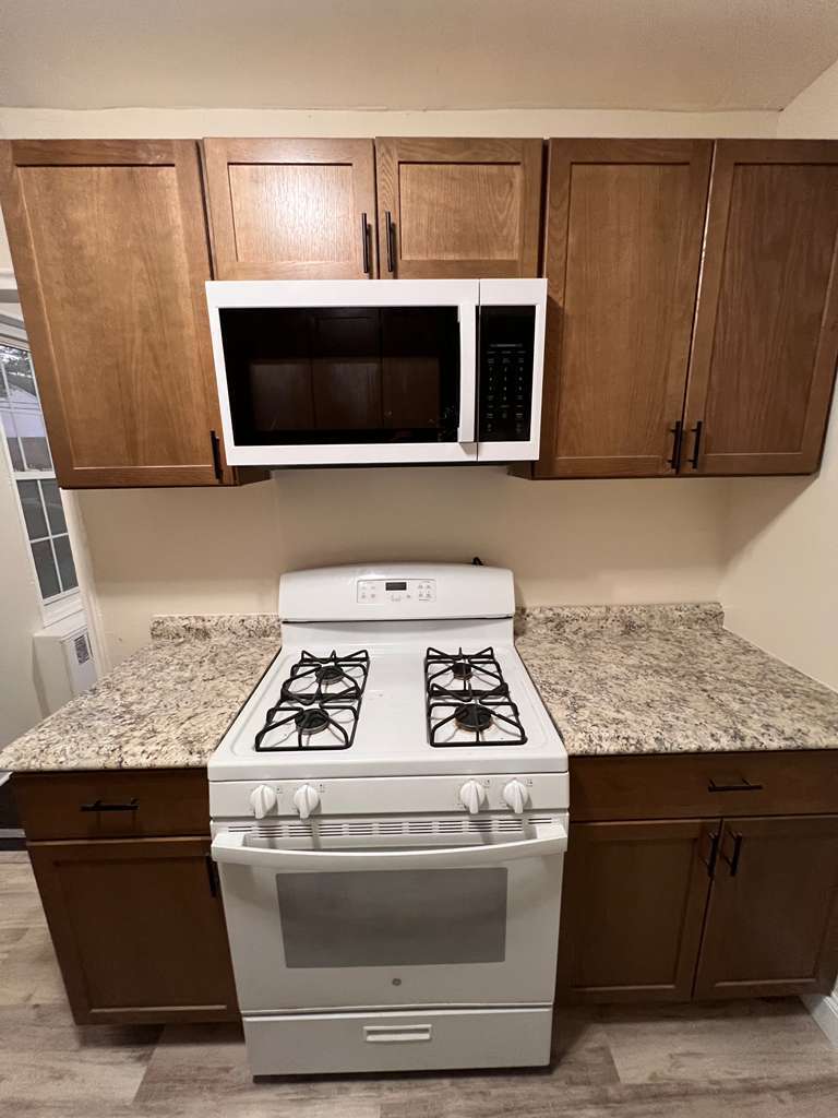 271 Pennsylvania Avenue, Unit 271 Bridgeport, CT 06610 - Photo 12 of 17