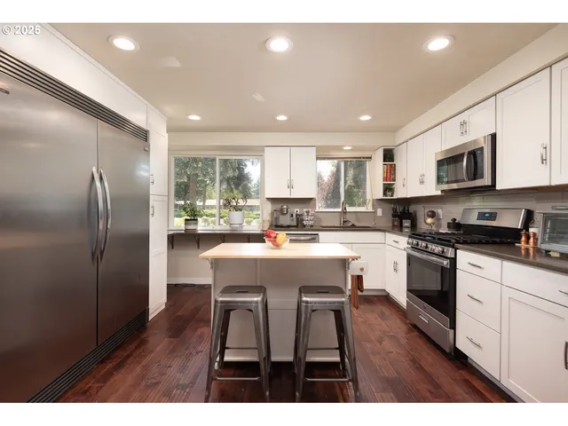 $625,000 | 60811 Windsor Drive, Bend, OR 97702