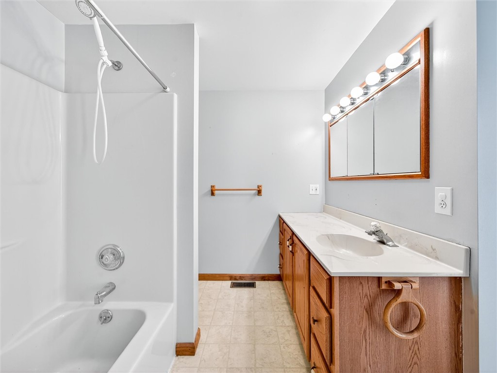 1196 Archbald Road Carlton, NY 14571 - Photo 39 of 49 Bath - 2nd Floor