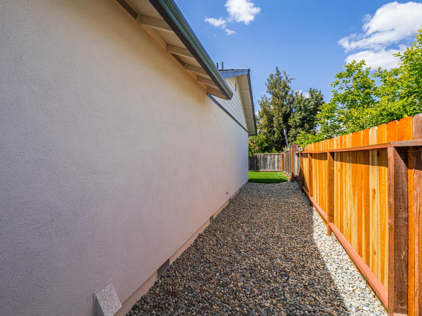3197 Knights Bridge Road San Jose, CA 95132 - Photo 34 of 38