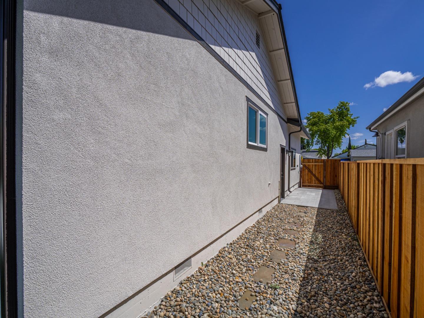 3197 Knights Bridge Road San Jose, CA 95132 - Photo 35 of 38