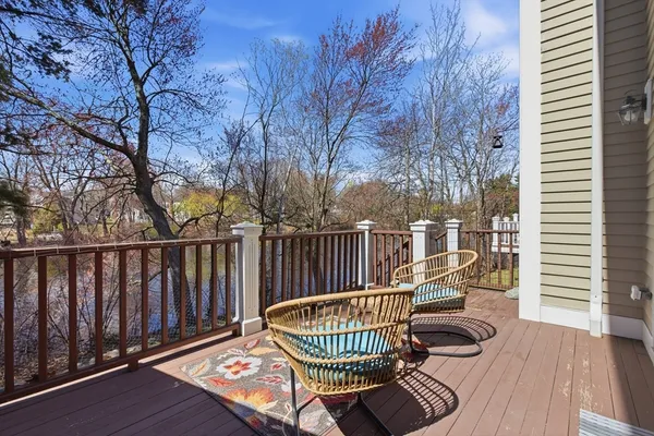 $859,900 | 410 Salem Street, Unit 402, Wakefield, MA 01880