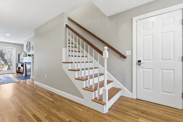 $859,900 | 410 Salem Street, Unit 402, Wakefield, MA 01880