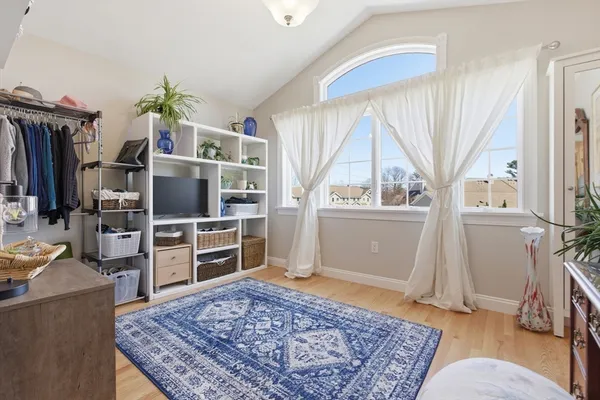 $859,900 | 410 Salem Street, Unit 402, Wakefield, MA 01880