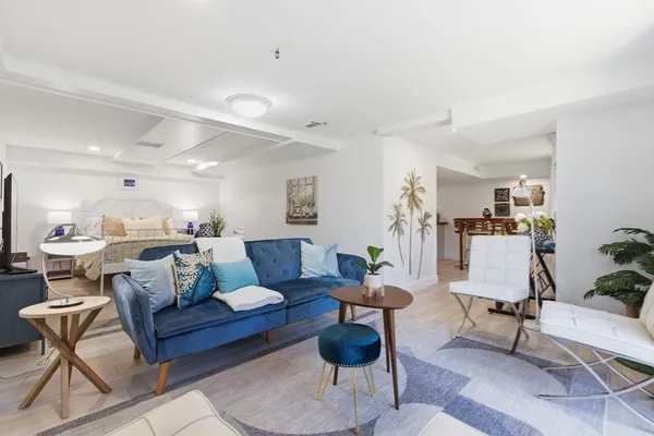 $859,900 | 410 Salem Street, Unit 402, Wakefield, MA 01880