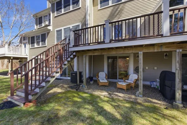 $859,900 | 410 Salem Street, Unit 402, Wakefield, MA 01880