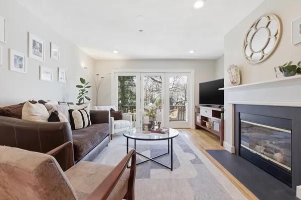 $859,900 | 410 Salem Street, Unit 402, Wakefield, MA 01880