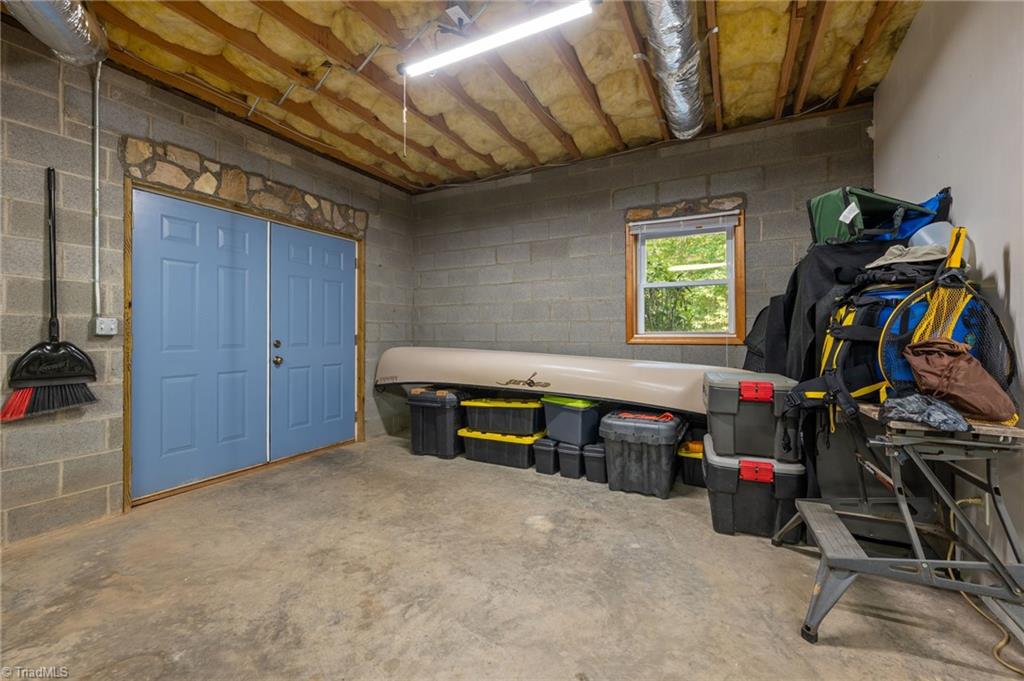 1243 Hunt Joyce Road Madison, NC 27025 - Photo 29 of 50 Gallery Image 29