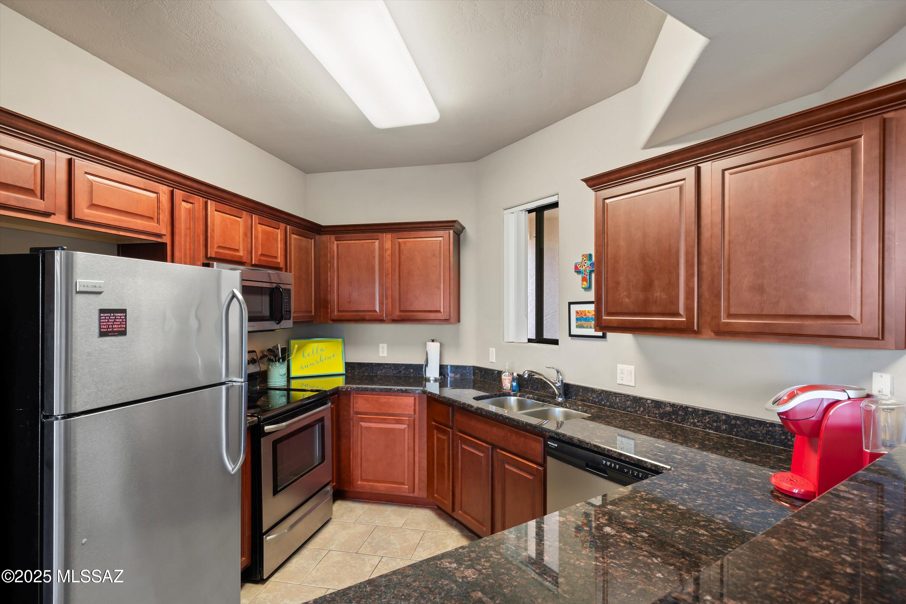 2550 East River Road, Unit 13303 Tucson, AZ 85718 - Photo 7 of 25