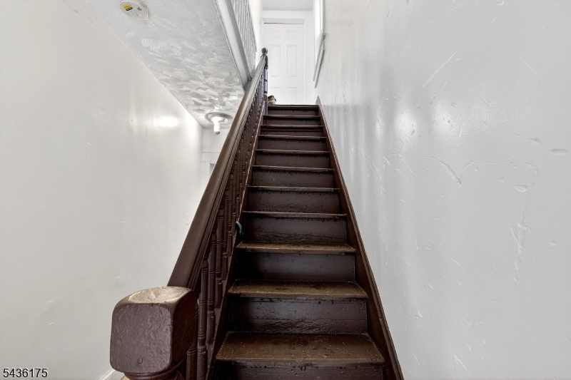 527 Valley Street, Unit 2 Orange, NJ 07050 - Photo 38 of 38