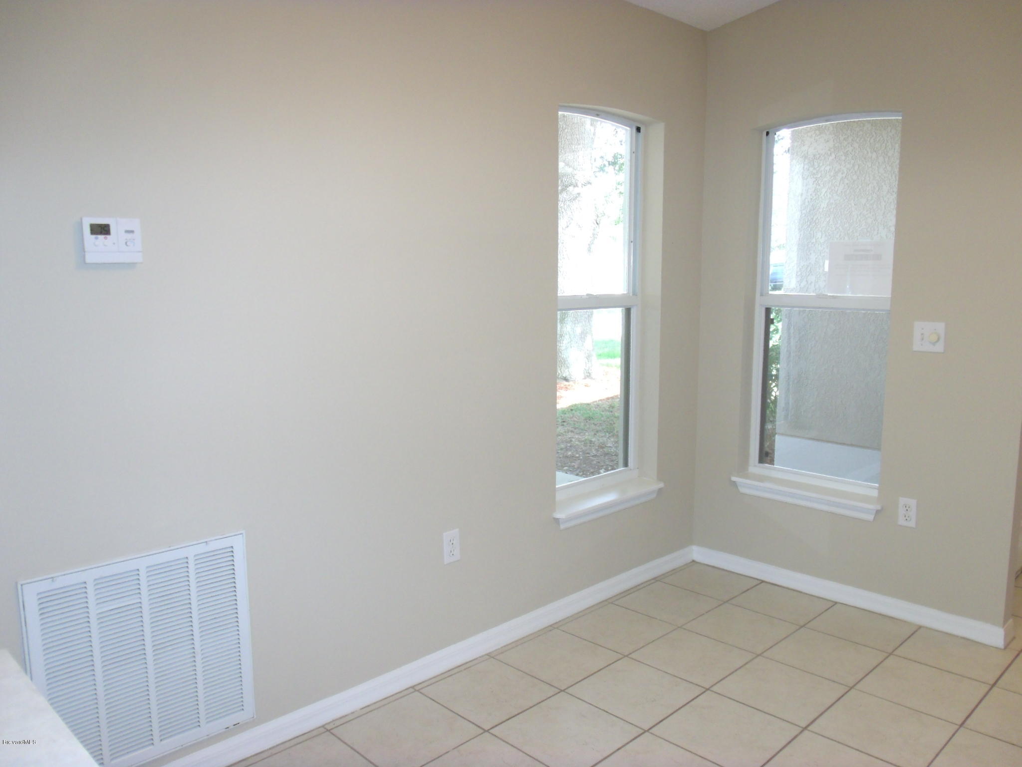 2126 Spring Creek Circle Palm Bay, FL 32905 - Photo 4 of 23 4-eat in area in Kitchen