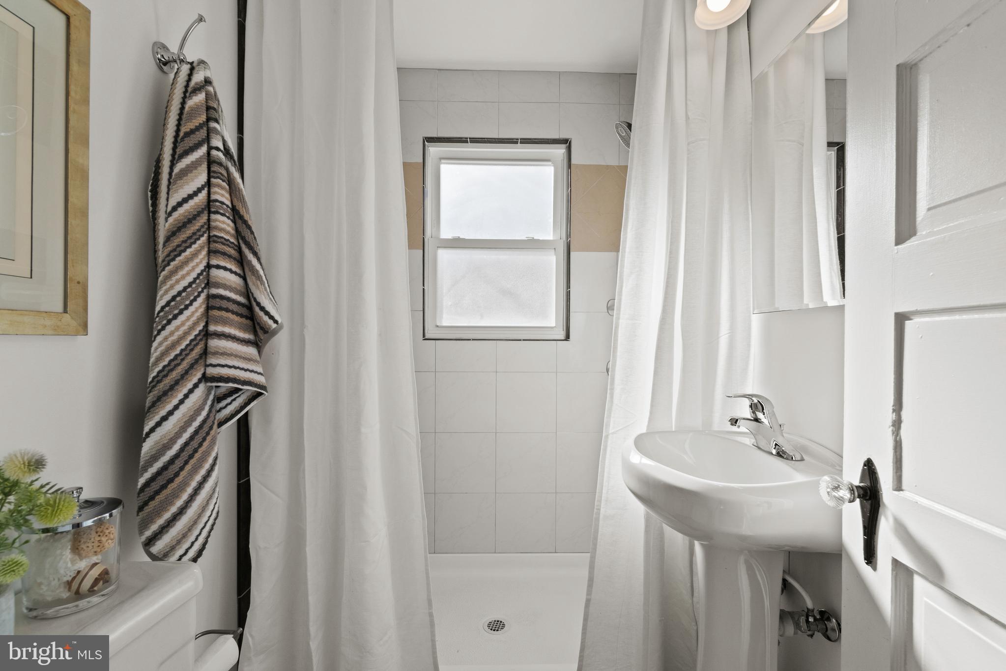 4925 Ridgewood Road Alexandria, VA 22312 - Photo 26 of 34 Gallery Image 26