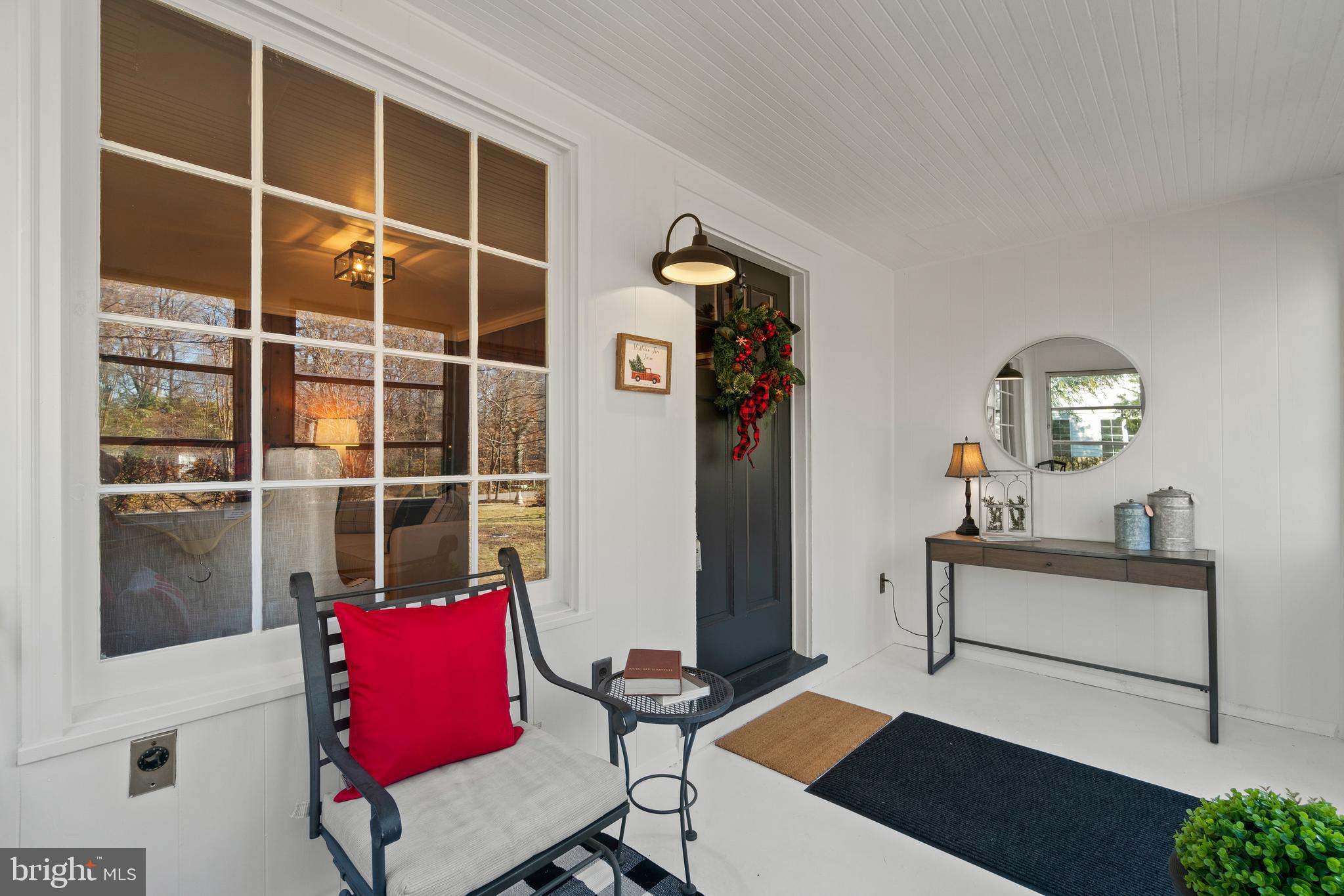 4925 Ridgewood Road Alexandria, VA 22312 - Photo 4 of 34 Gallery Image 4
