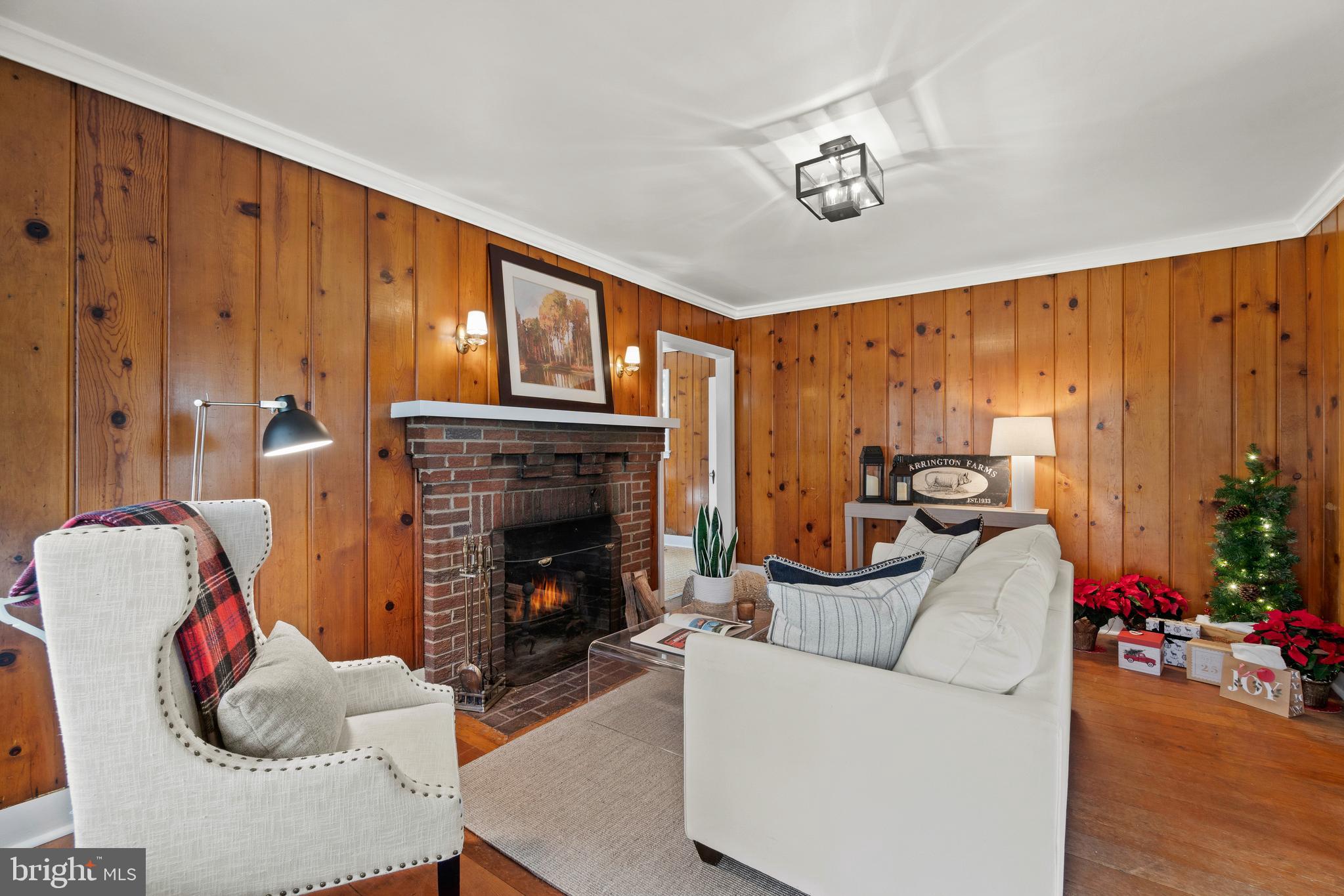 4925 Ridgewood Road Alexandria, VA 22312 - Photo 5 of 34 Gallery Image 5