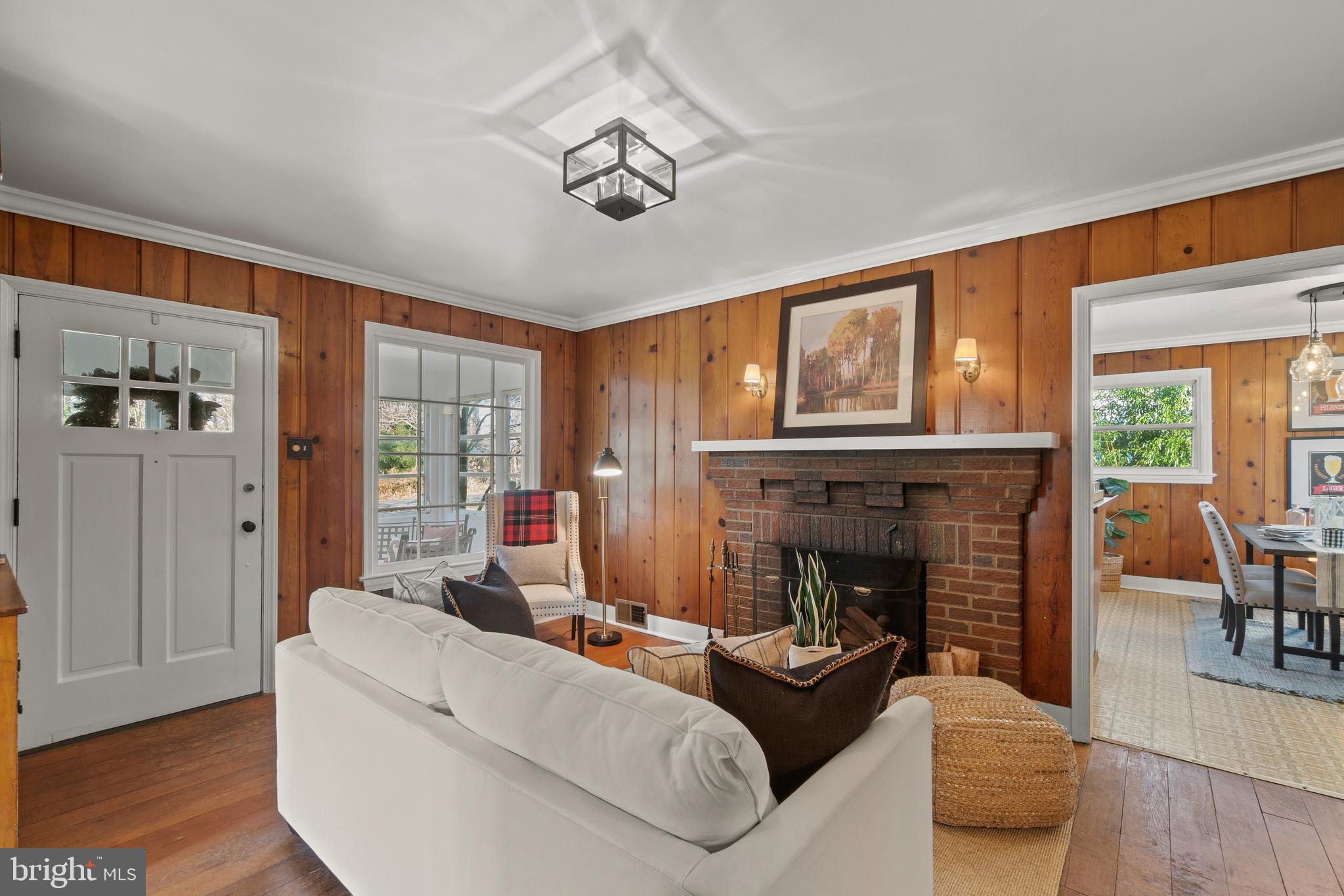 4925 Ridgewood Road Alexandria, VA 22312 - Photo 6 of 34 Gallery Image 6