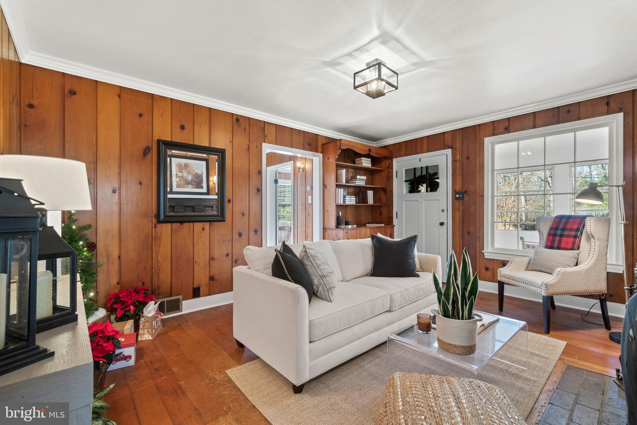 4925 Ridgewood Road Alexandria, VA 22312 - Photo 8 of 34 Gallery Image 8