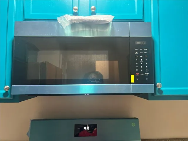 a close view of stove