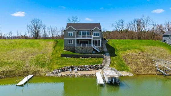 $975,000 | 140 Ln 282 Hamilton Lake, Hamilton, IN 46742