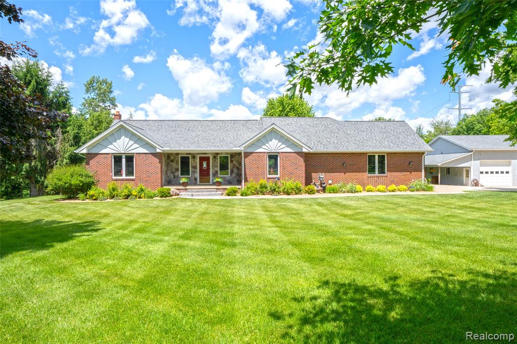 5233 Crawford Road Dryden, MI 48428 - Photo 7 of 95