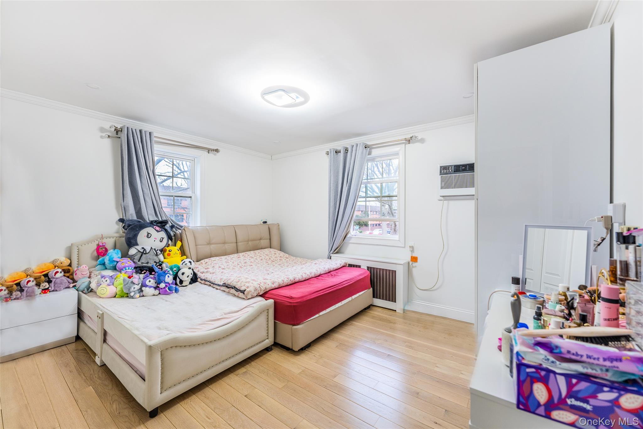 64-57 Springfield Boulevard, Unit B Queens, NY 11364 - Photo 2 of 11