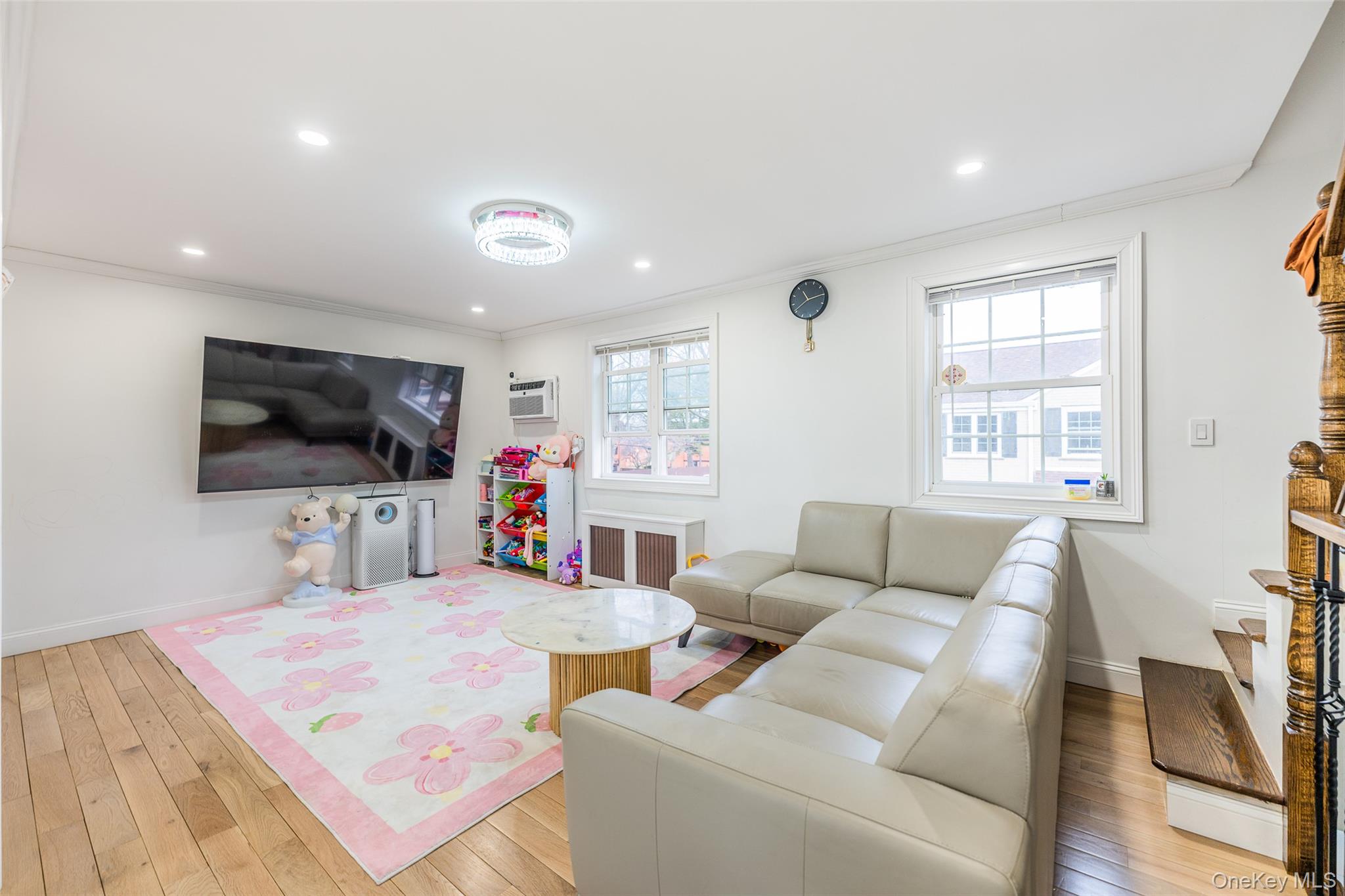 64-57 Springfield Boulevard, Unit B Queens, NY 11364 - Photo 5 of 11