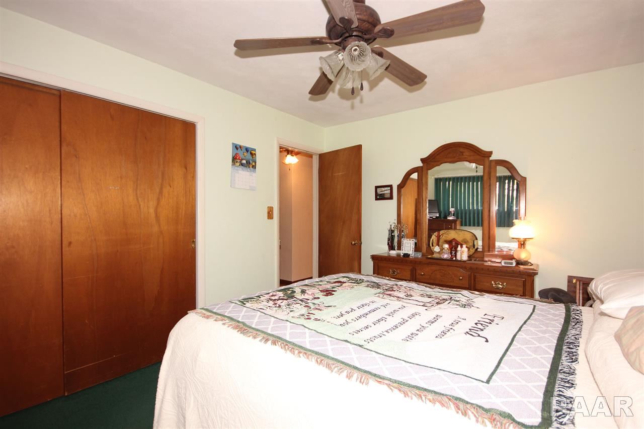 4222 South Paramount Road Bartonville, IL 61607 - Photo 22 of 31 Gallery Image 22